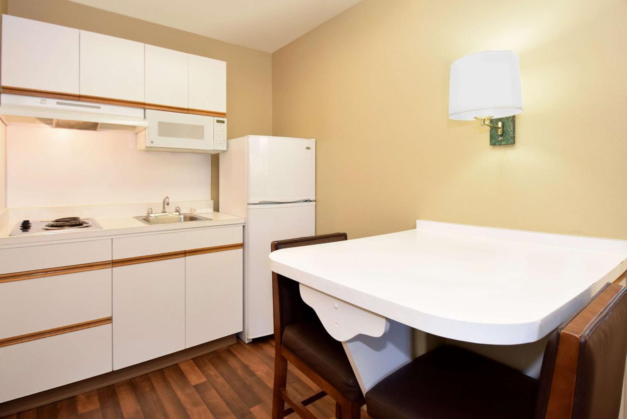 Extended Stay America Suites - Clearwater - Carillon Park Buitenkant foto