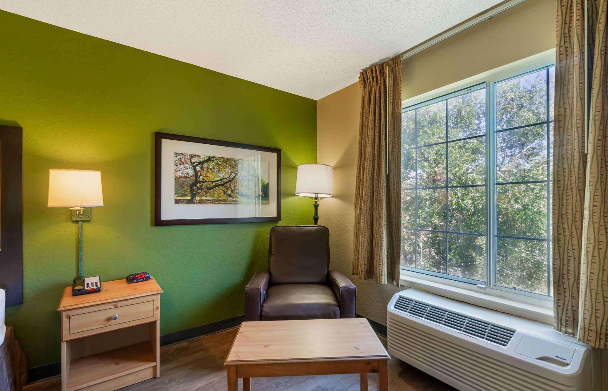 Extended Stay America Suites - Clearwater - Carillon Park Buitenkant foto